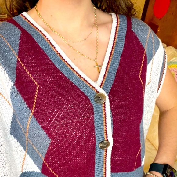 SHEIN Cropped Button Up Vest - Picture 4 of 7